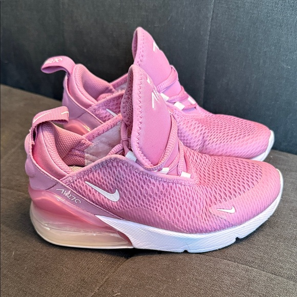 Nike Air Max 270 Kids Sneakers in Pink and White - Picture 2 of 9